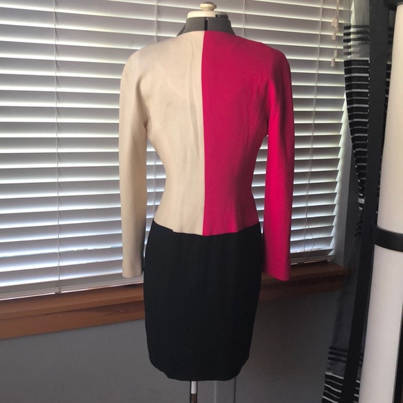 Vintage CHANEL dress pink white and black - Picture 2 of 7